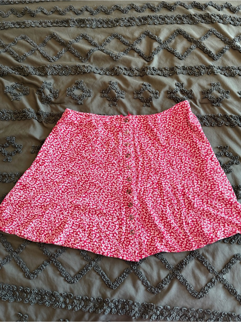 American Eagle Outfitters Red Floral Button-Front Skater Skirt